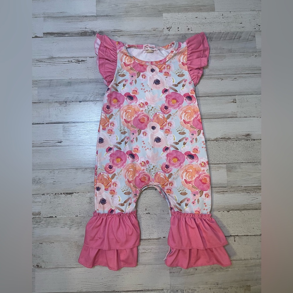 Clover Cottage Romper Size 6-12 Months